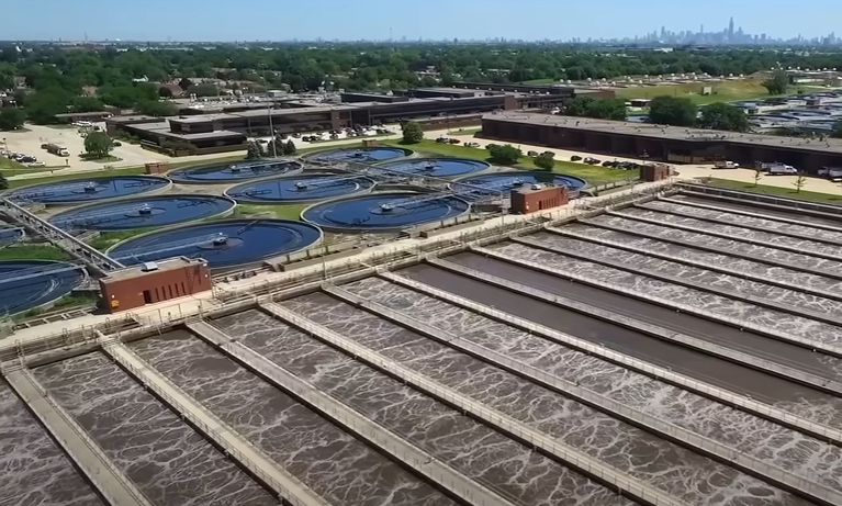 Nećete verovati šta najviše zagađuje reku u Čikagu – i vi to možda radite svakog dana (VIDEO)