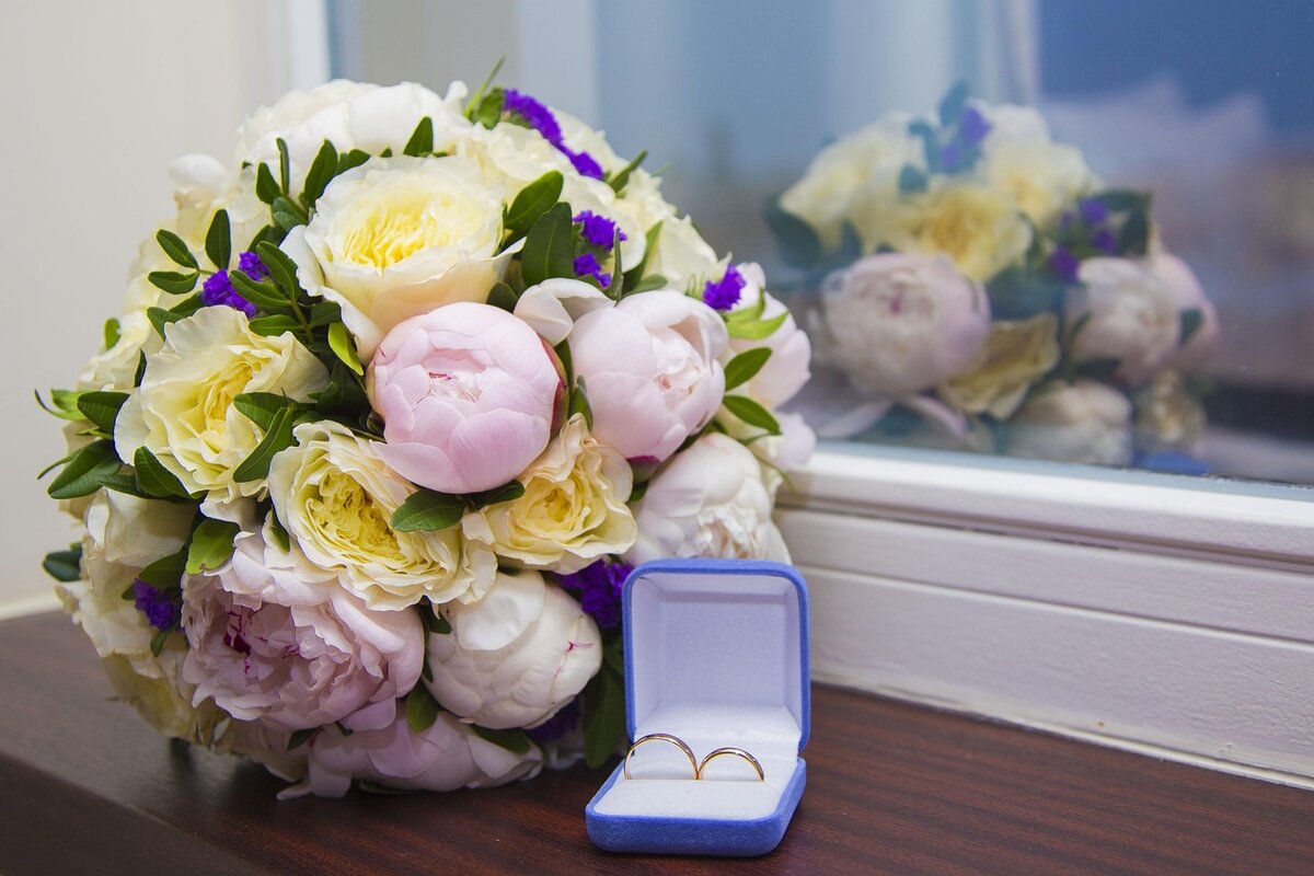 Zašto se kumstvo u Srbiji ne odbija