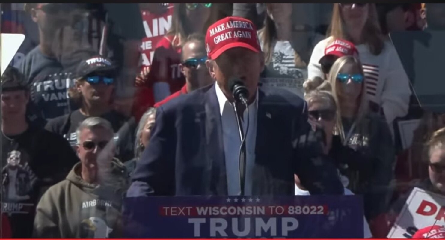 Istraživanje u SAD: Podrška Trump-u i dalje jača uprkos kritikama, inflacija za Amerikance problem broj jedan