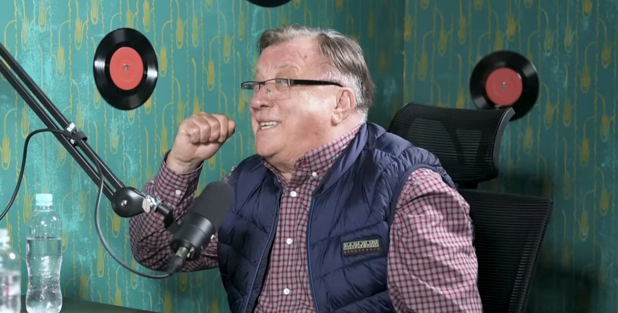 Halid Bešlić uskoro izlazi iz bolnice: Oglasio se njegov menadžer i saopštio stanje pevača