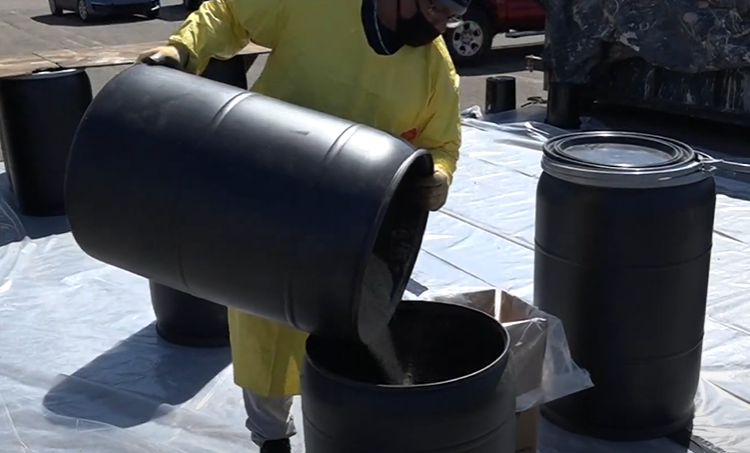 Evo gde u Čikagu možete bezbedno baciti stare hemikalije i elektroniku – sve što treba da znate