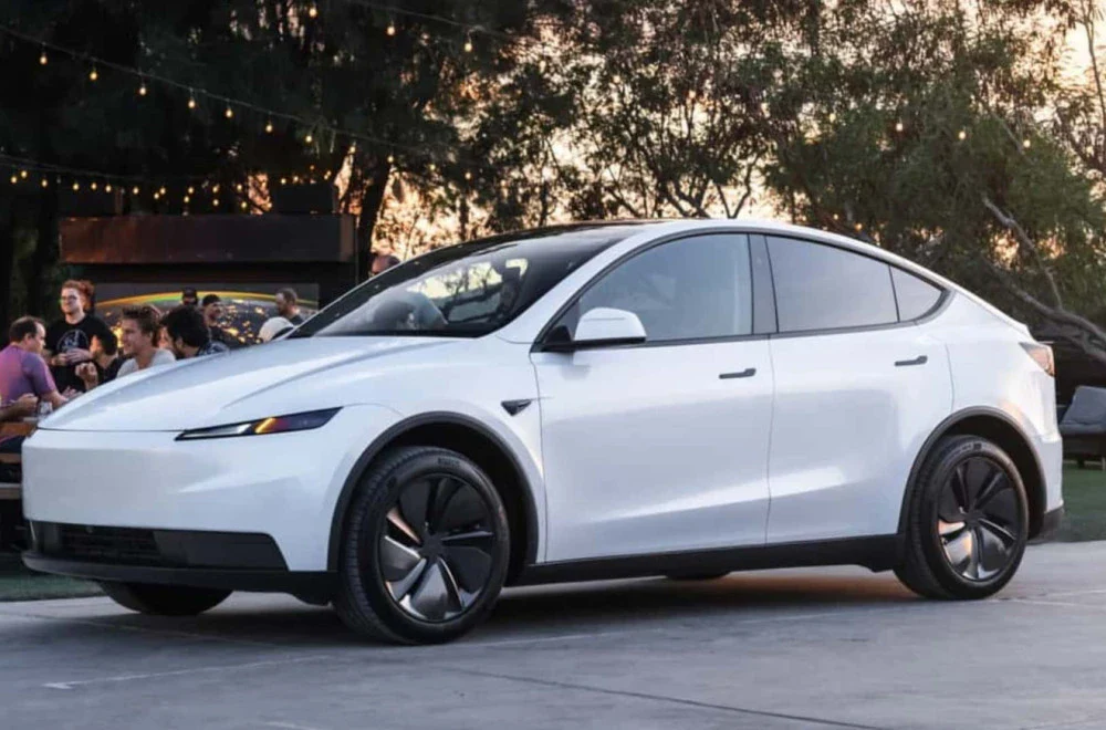 Tesla iznenadila automobilsku industriju: Novi Model Y najjeftiniji do sada – pogledajte šta sve nudi