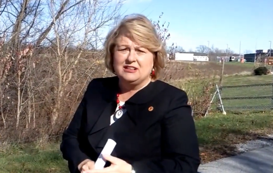 Senator Bryant predala listu ilegalnih imigranata federalnim vlastima – Pritzker je optužuje za političke poene