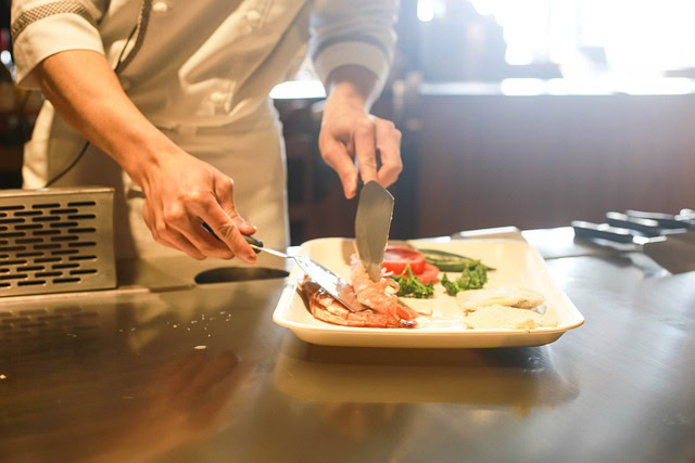 Dva nova restorana iz Čikaga ušla u prestižni Michelin vodič