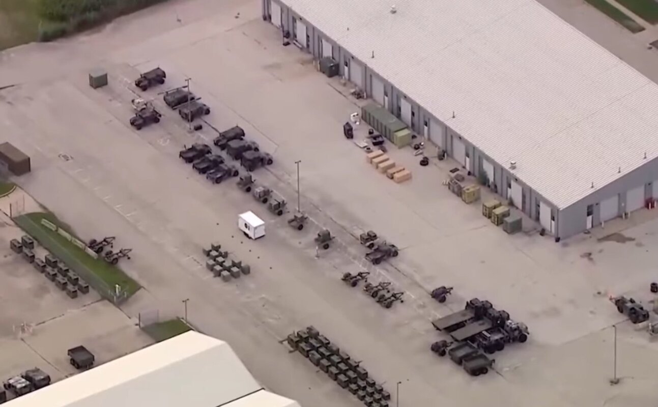 Federalni imigracioni agenti napustili pomorsku bazu Great Lakes u Čikagu