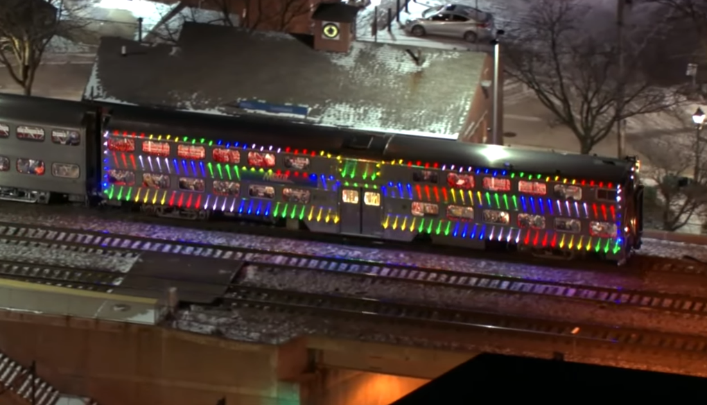 Vozovi praznične čarolije stižu u Čikago: Metra objavila raspored za decembar 2025