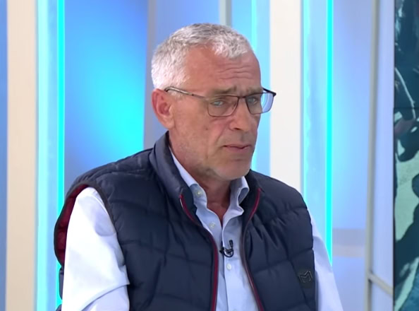 U štrajk glađu sa Jaćimovićem stupa i njegov sin: "Ne mogu dete da odgovorim"