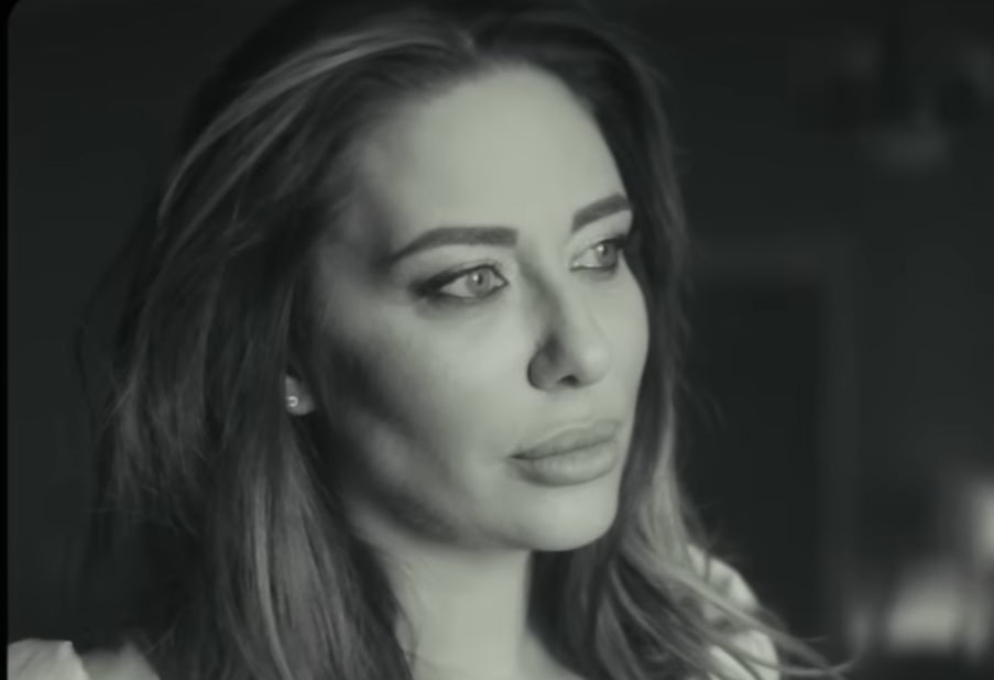 Ana Nikolić "zapalila" trending: Pesma „Nije mi 22" osvojila Balkan (VIDEO)