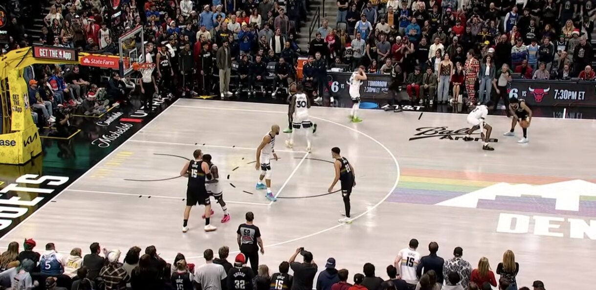 Božićni spektakl u Denveru: Jokićevih 56, produžetak, preokreti i pobeda Nagetsa