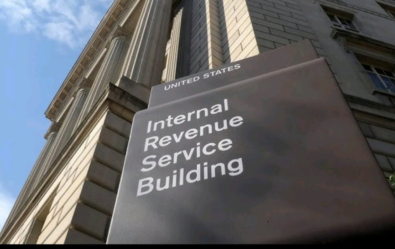 IRS demantuje glasine: Ne očekujte $2,000 pomoći u decembru 2025