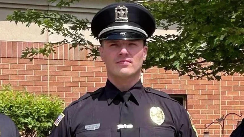 Policajac iz Hanover Parka vraćen na dužnost nakon hapšenja od strane ICE agenata
