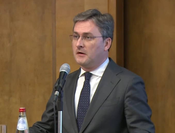 Ministar Selaković: Radujem se suđenju, prava meta nisam ja, mene ciljaju, a gađaju predsednika