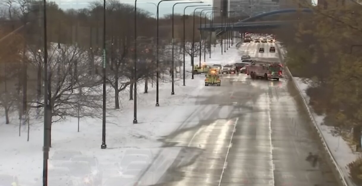 Ekstremna hladnoća paralisala Čikago: Zatvorene škole, muzeji i institucije