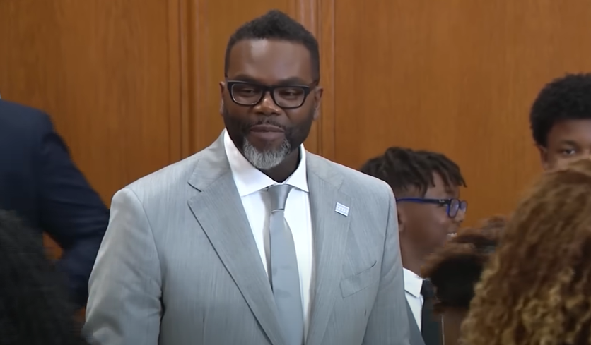 Čikago ulazi u sukob sa federalnom vlašću: Gradonačelnik Johnson naređuje istrage protiv ICE agenata