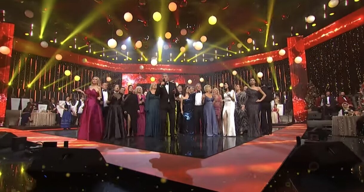 Jedna uzela 2.000 evra za tri sekunde, druga pobegla sa svirke sa 17.000 evra: Ove pevačice zarađuju basnoslovno