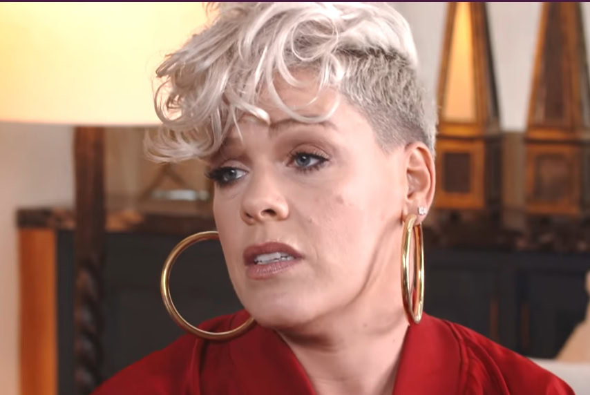 Pink demantuje glasine o razvodu: "Fake News! Carey Hart i ja smo i dalje zajedno"