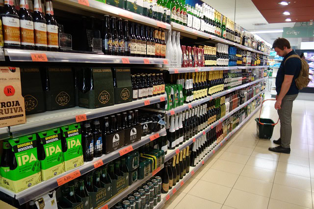 Novi porez na alkohol u Čikagu: Evo koliko će vas zaista koštati svaka kupovina