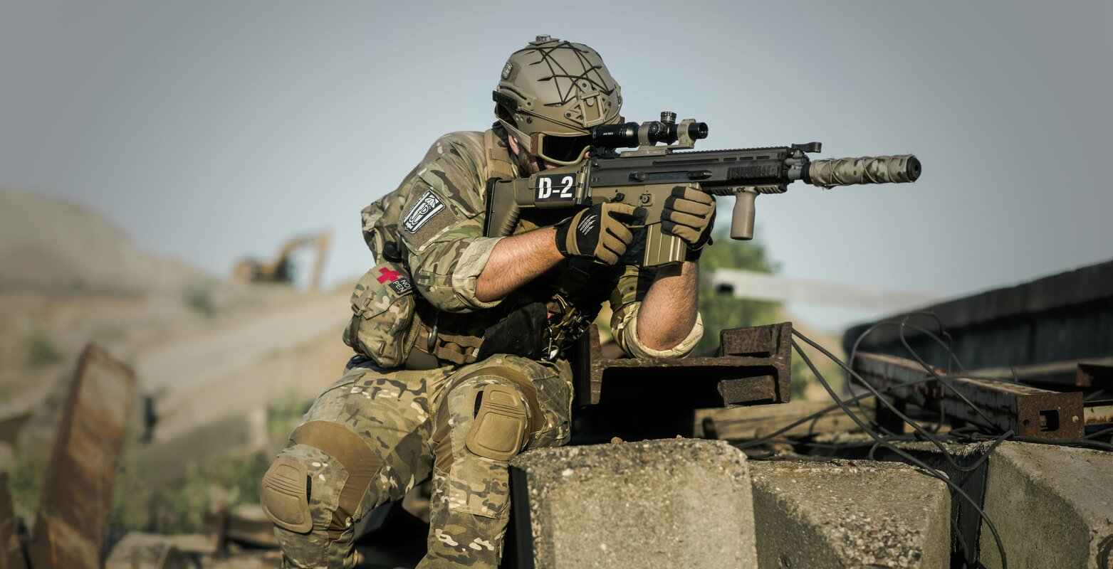 Vraća se vojni rok u Srbiji: Jesu li mladi spremni da ostave mobilne telefone i uzmu puške