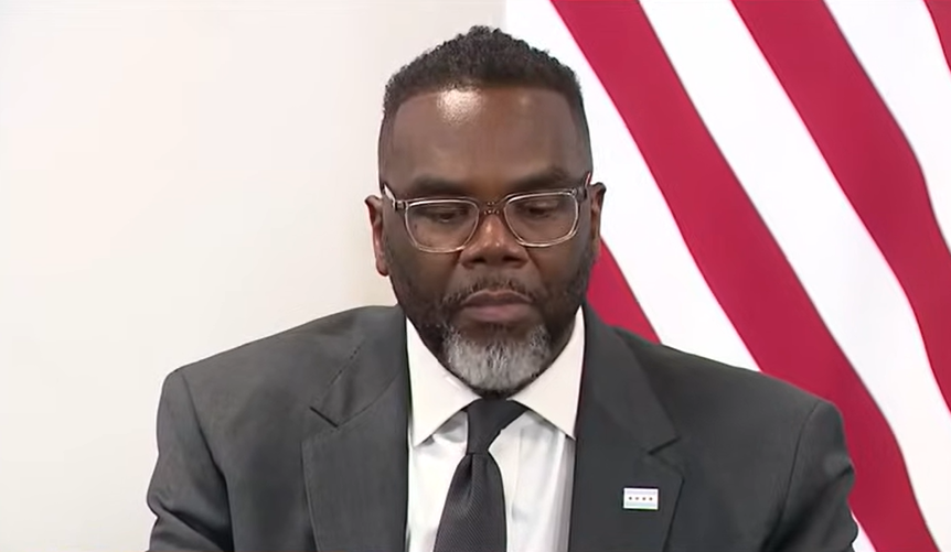 Brandon Johnson najavio veto – Sukob oko plata radnika koji primaju bakšiš ulazi u završnicu