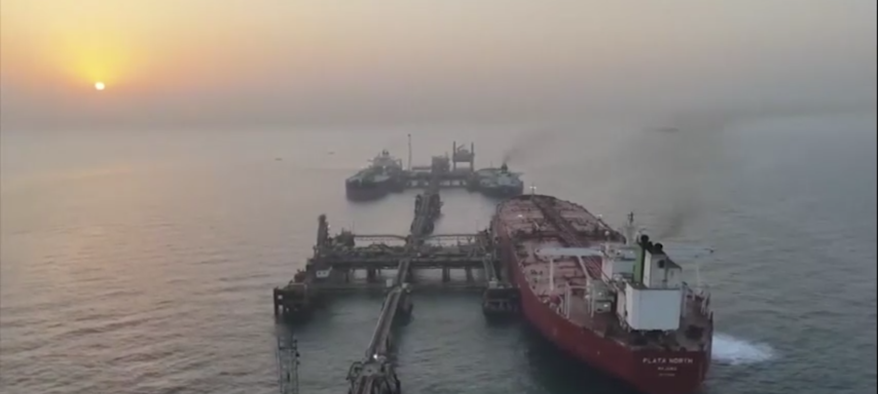 Britanski admirali predlažu održavanje samita o Ormuzu, London već uputio vojne planere u SAD