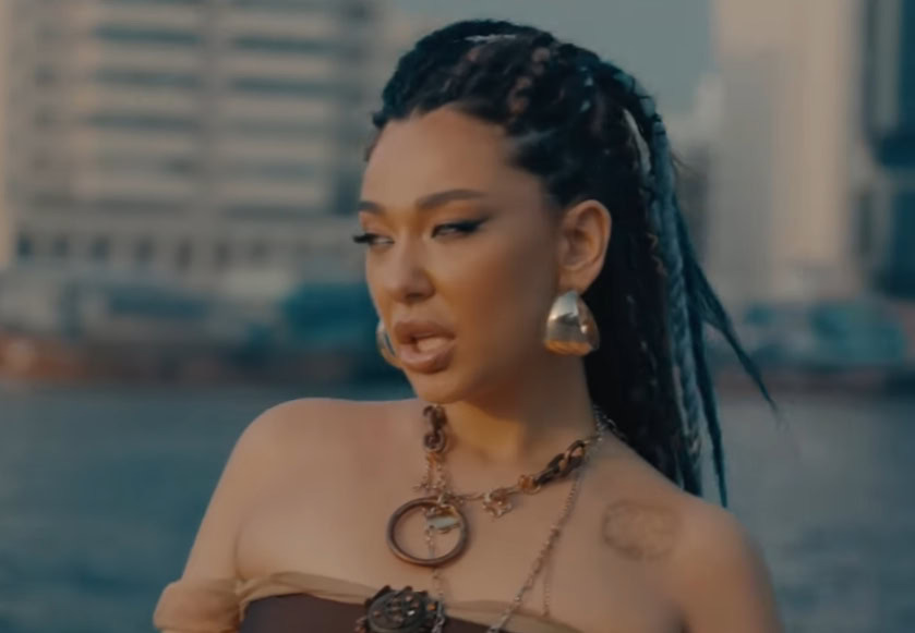 Sanja Vučić objavila novu pesmu „Ela, ela“ (VIDEO)