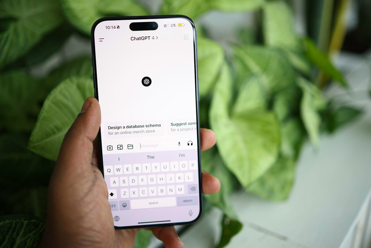 Šta Srbi pitaju veštačku inteligenciju: Od pisanja seminarskih radova do zdravstvenih problema