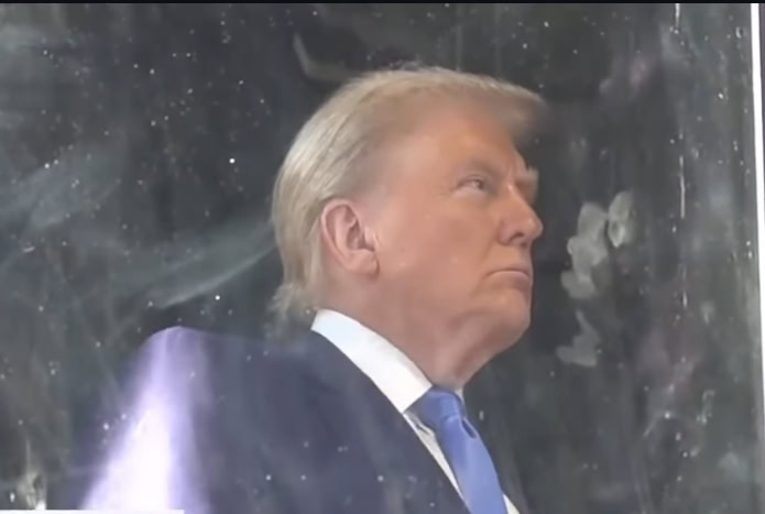 Rekordni pad rejtinga Donalda Trump-a: Skok cena goriva i rat sa Iranom uzimaju danak