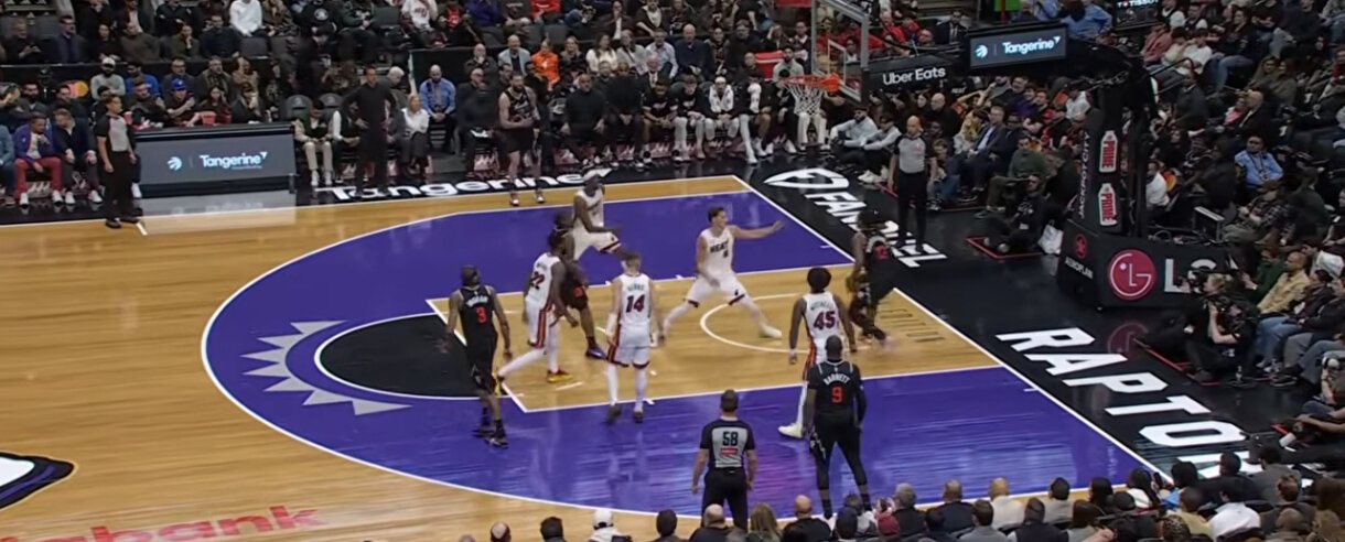 Rajaković sve bliže NBA plej-ofu, nova pobeda nad Majamijem u pravo vreme