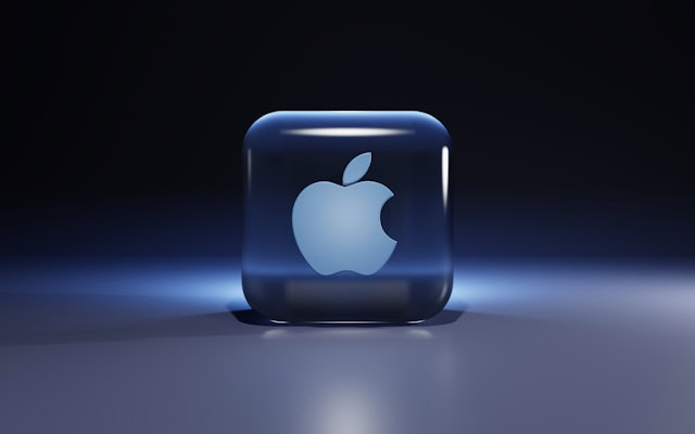 Apple sprema revoluciju: Savitljivi iPhone stiže uz Samsung tehnologiju