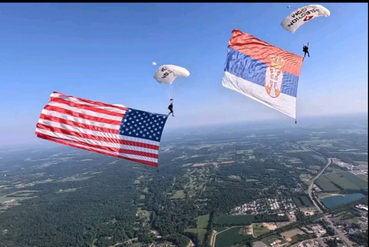 Srpska trobojka na američkom nebu: Dimitrije Dadić gradi nebeske mostove između dve nacije