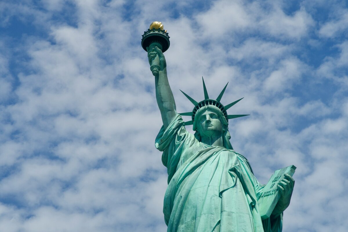 SAD ponovo pokreću obradu zahteva za azil: Ko može da se prijavi pod novim pravilima?