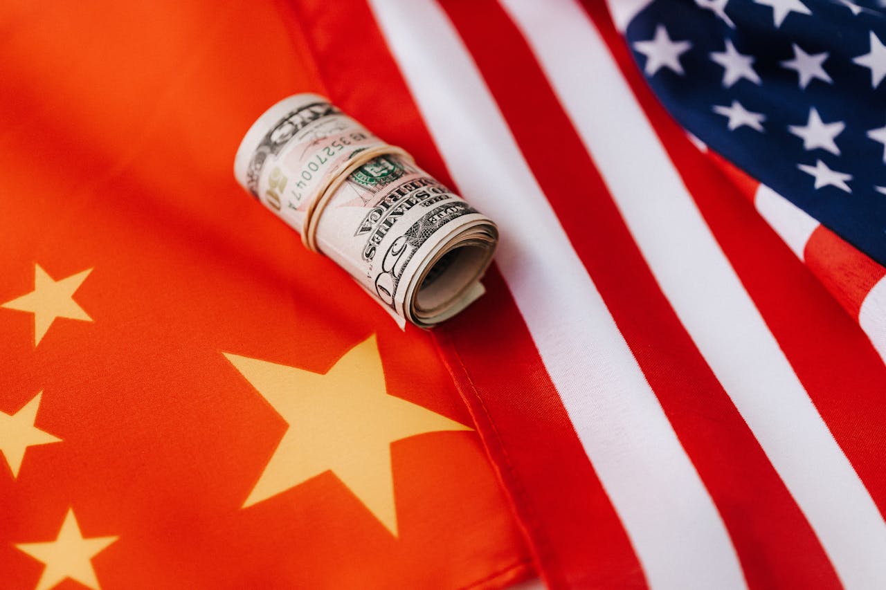 Istorijska poseta u senci globalne krize: Donald Trump u Pekingu na sastanku sa Xi Jinping-om