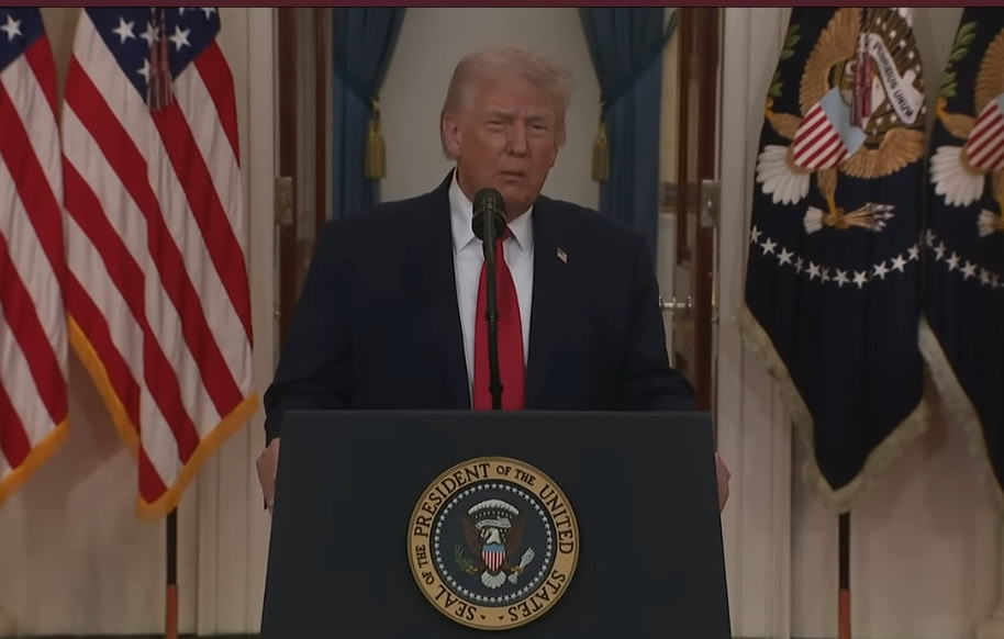 Trump: Ako Iran napadne neki američki brod oko Ormuskog moreuza, biće zbrisan sa lica zemlje