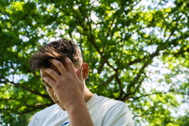 Neurolog upozorava na tri najčešća okidača migrene tokom leta