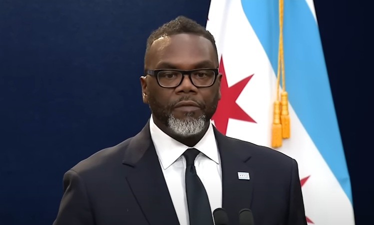 Brandon Johnson pozvao građane Čikaga da prijave navodne zloupotrebe tokom akcije imigracione kontrole