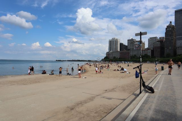 Čikažani otkrili najlepša mesta za kupanje: Ove plaže nude savršen pogled na grad