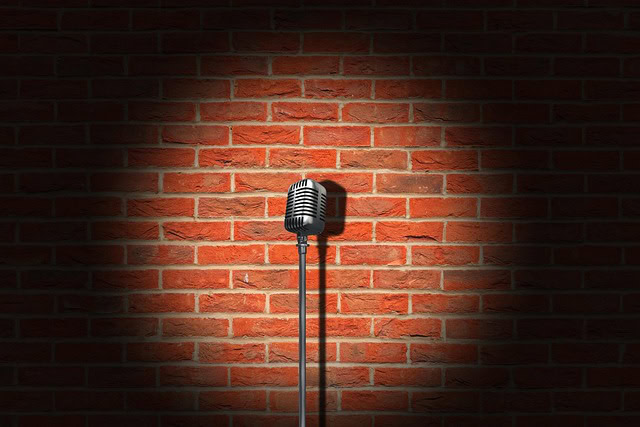 Čikago postaje prestonica smeha: Velika imena stand-up scene stižu na 312 Comedy Festival