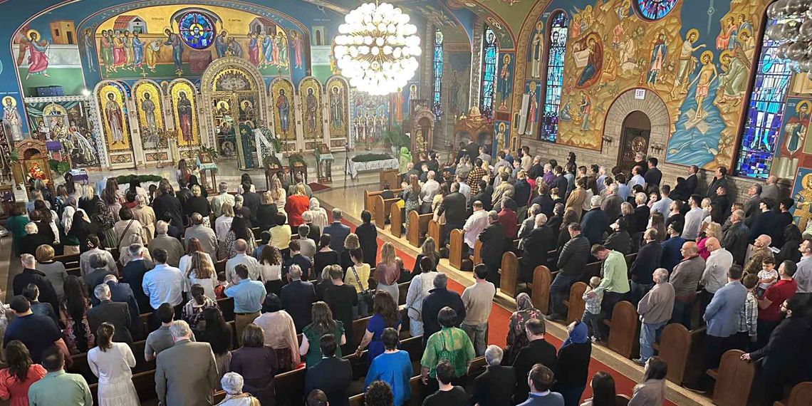 Proslava Vaskrsa u Hramu Svetog Vaskrsenja Hristovog u Čikagu