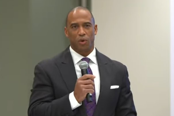 Ko je Scott Turner, koga je Trump izabrao za sekretara za Department of Housing?