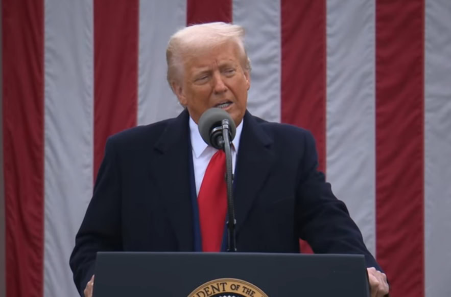 Trump povodom Vaskrsa: Amerika je nacija vernika, potreban nam je Bog