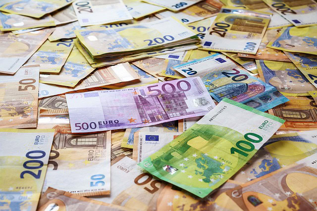 Dug evrozone sve veći: Grčka i Italija prednjače, Poljska iznenadila skokom