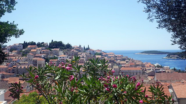 Hvar među najboljima na svetu: Hrvatsko ostrvo briljira na turističkoj mapi za 2025.