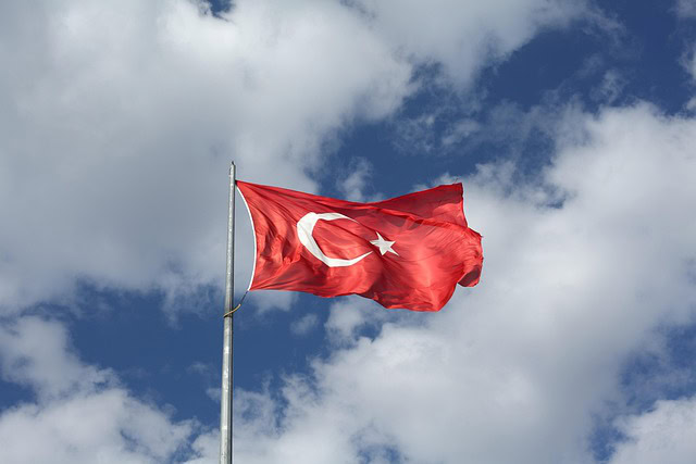 Nova vojna tenzija na Mediteranu: Turska šalje F-16 na Severni Kipar posle napada na baze