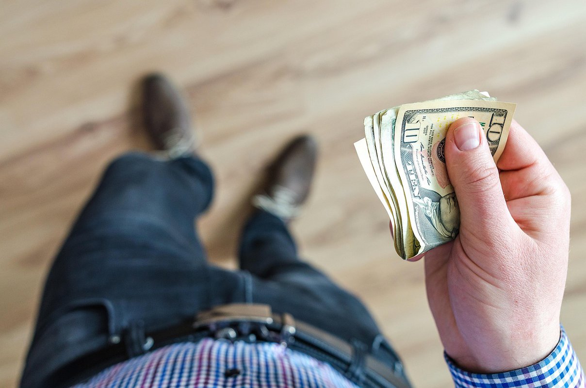Amerikanci investiraju u infrastrukturu – koje kompanije će profitirati?