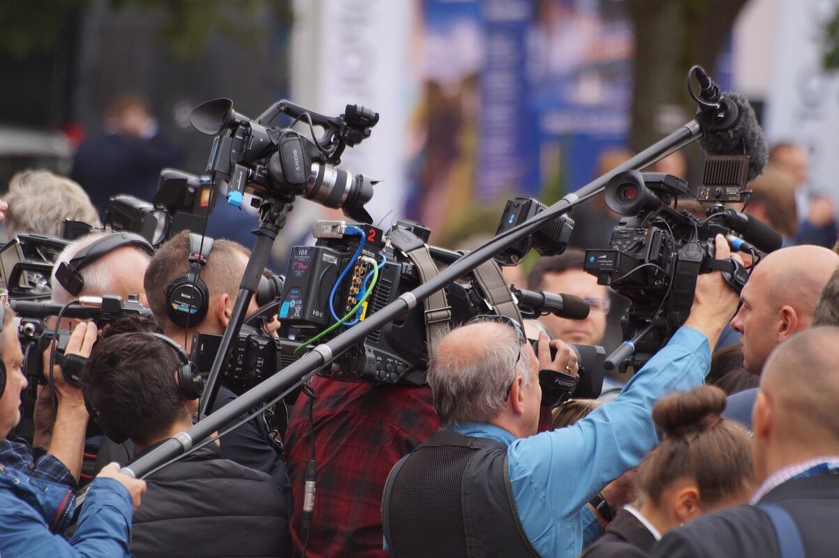 Američki medijski giganti pod Trumpovim pritiskom slobodu izražavanja guraju u drugi plan