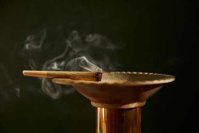 Legalna marihuana, ali dosije i dalje prati građane: Zašto je brisanje presuda u Ilinoisu i dalje problem