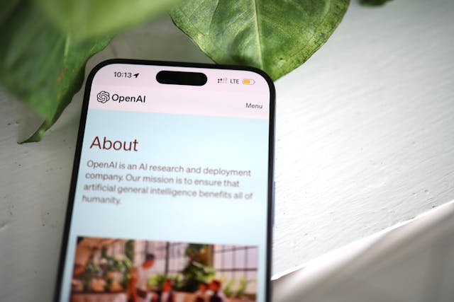 ChatGPT i OpenAI na sudu: Optužbe za „AI psihozu“ potresaju tehnološki svet
