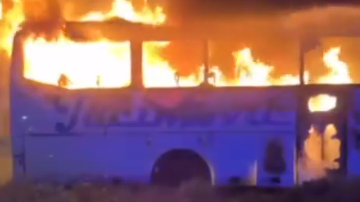 Prevozniku Jaćimoviću izgoreo autobus: Tvrdi da zna ko ga je zapalio
