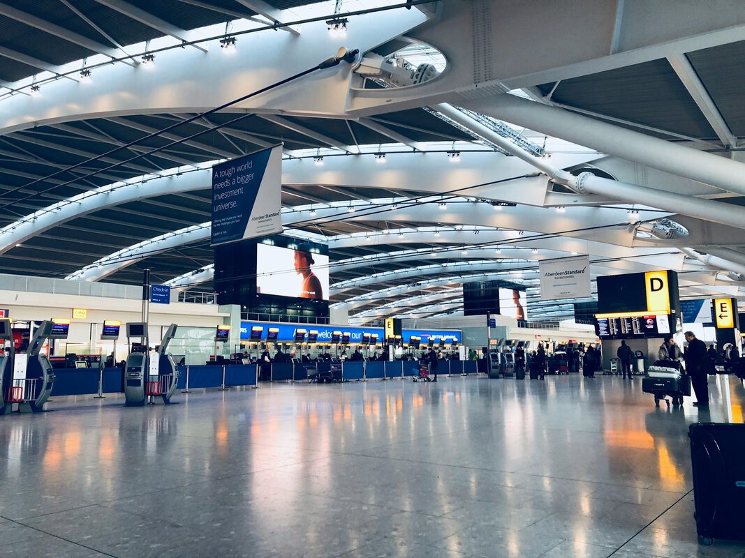 Haos na aerodromima: DHS ostaje bez novca, redovi bi mogli postati nepregledni već u maju