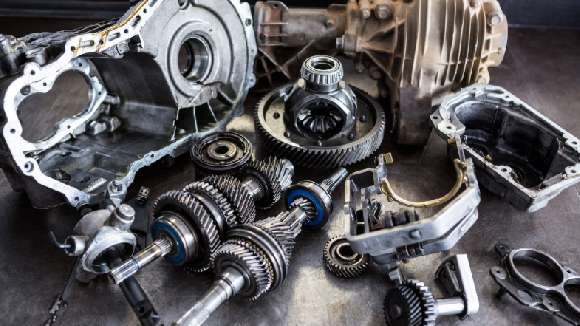 HIRING TRUCK PARTS PERSON